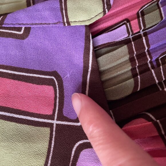 Retro Geometric Square Pleated Blouse 3/4 Bell Sleeves - Picture 8 of 12